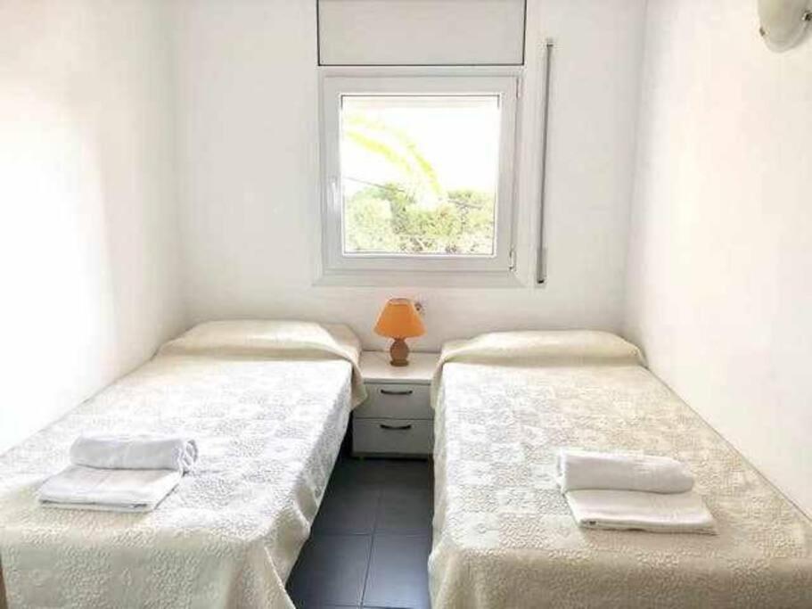 רוזס Amplio Apartamento Con Jardin En Almadrava מראה חיצוני תמונה
